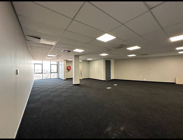 222.50M² OFFICE TO LET IN IRENE